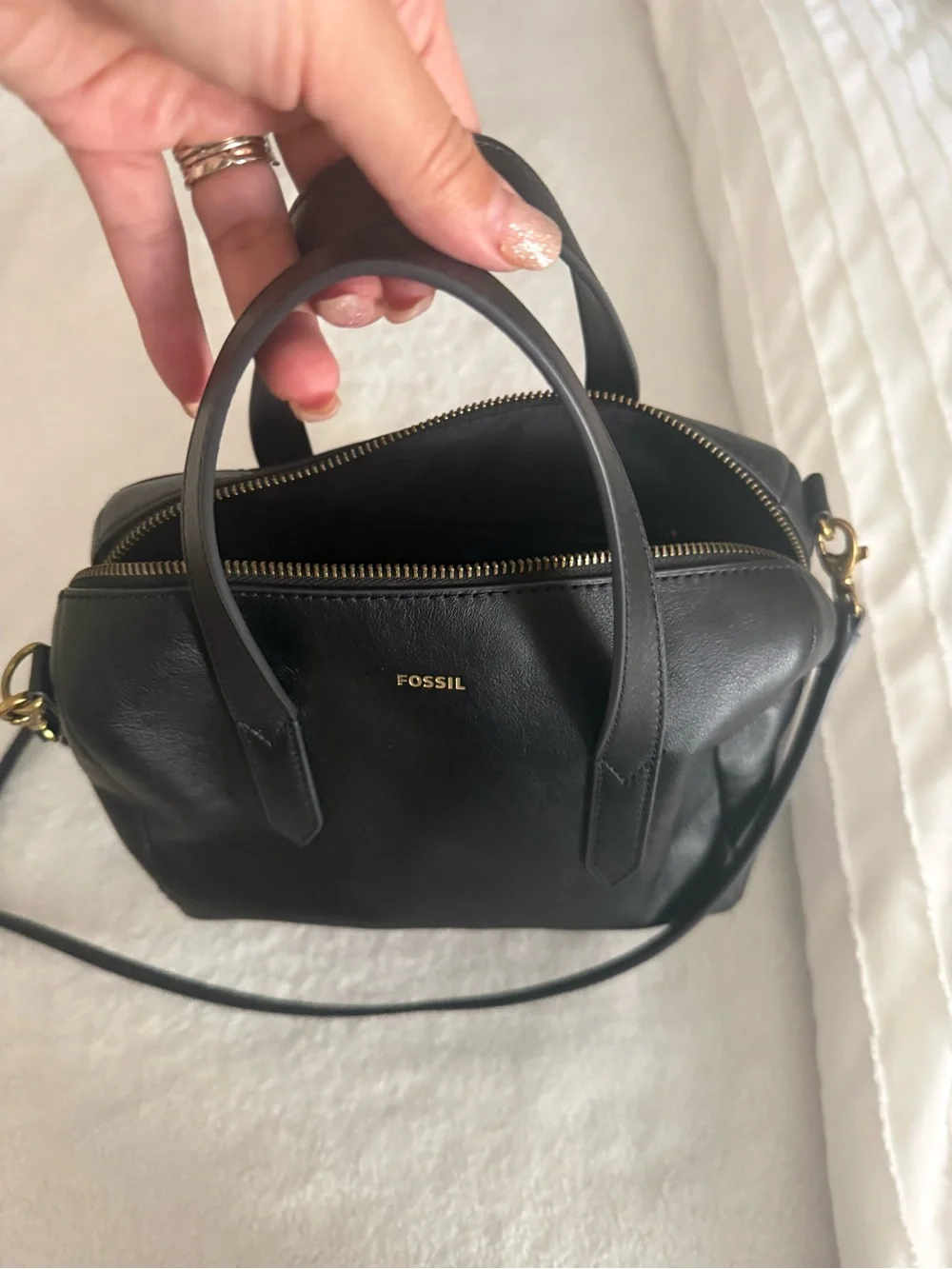 Fossil compact black